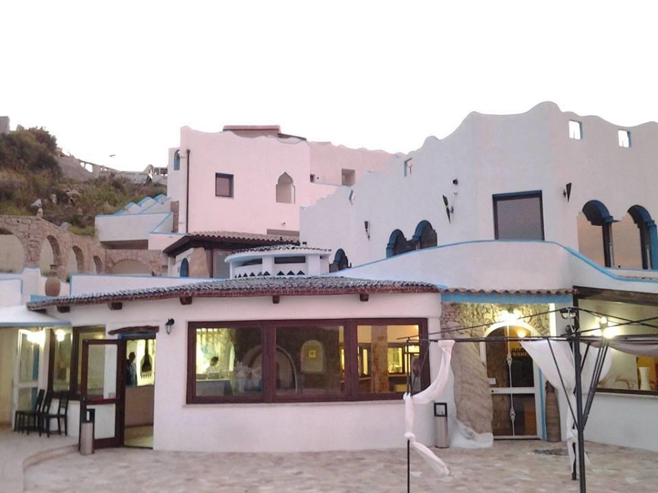 Hotel Dello Gnu San Pasquale Ngoại thất bức ảnh
